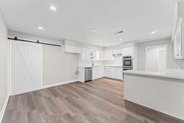 3082 County Road 536, Alvin, TX 77511