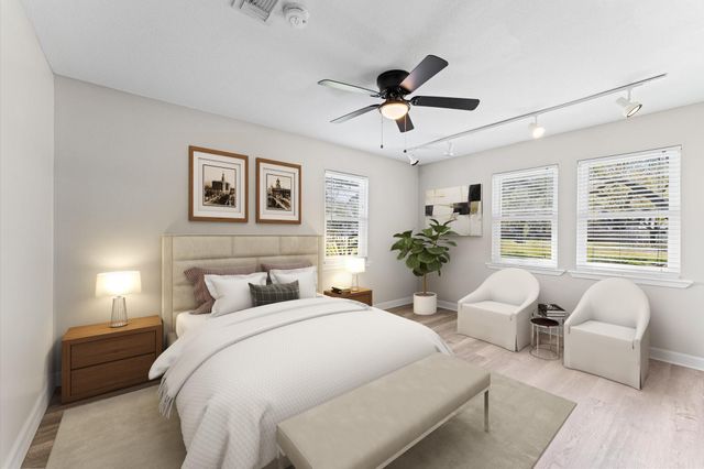 3082 County Road 536, Alvin, TX 77511