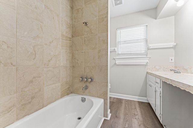 3082 County Road 536, Alvin, TX 77511