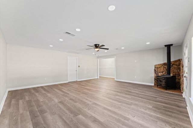 3082 County Road 536, Alvin, TX 77511