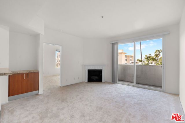 620 S Gramercy Place 301, Los Angeles, CA 90005