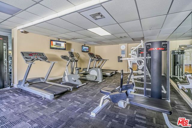 620 S Gramercy Place 301, Los Angeles, CA 90005