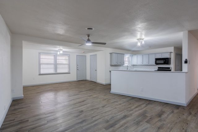 4224 37th Street, Lubbock, TX 79413