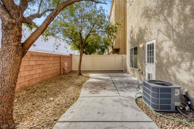 7346 Blanco Peak Street, Las Vegas, NV 89139