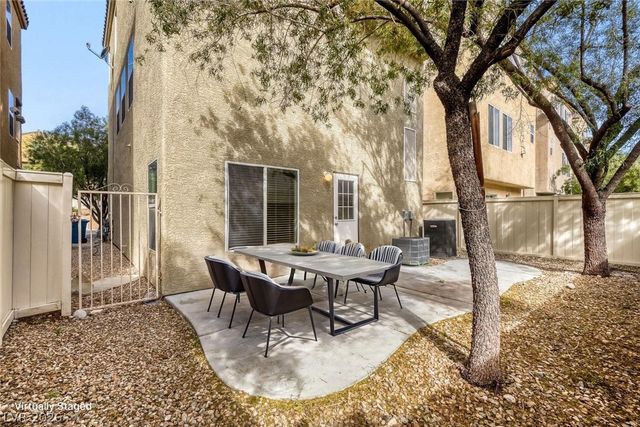 7346 Blanco Peak Street, Las Vegas, NV 89139