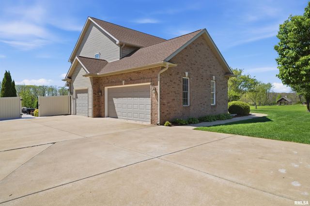 26805 LIBERTY Lane, Washington, IL 61571