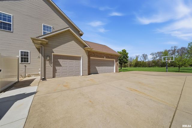 26805 LIBERTY Lane, Washington, IL 61571