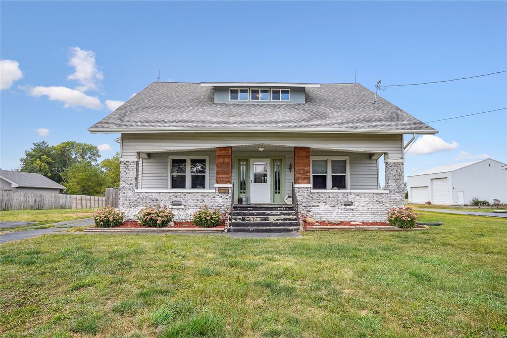 2301 1st Avenue, Perry, IA 50220