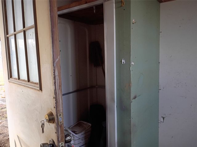 611 W 12TH Street, Sweetwater, TX 79556