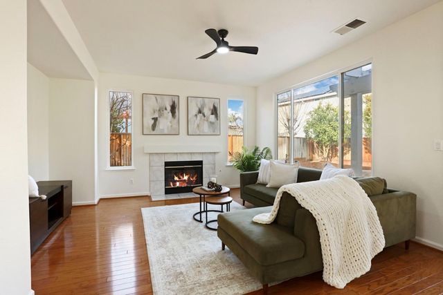 2431 Garrett Ct, Tracy, CA 95377