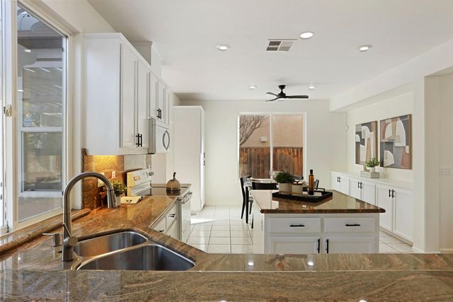 2431 Garrett Ct, Tracy, CA 95377