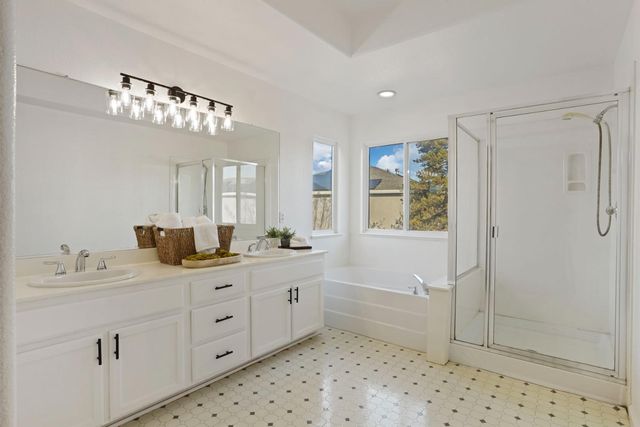 2431 Garrett Ct, Tracy, CA 95377