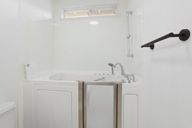 2431 Garrett Ct, Tracy, CA 95377