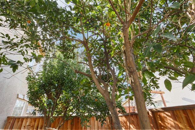 2431 Garrett Ct, Tracy, CA 95377