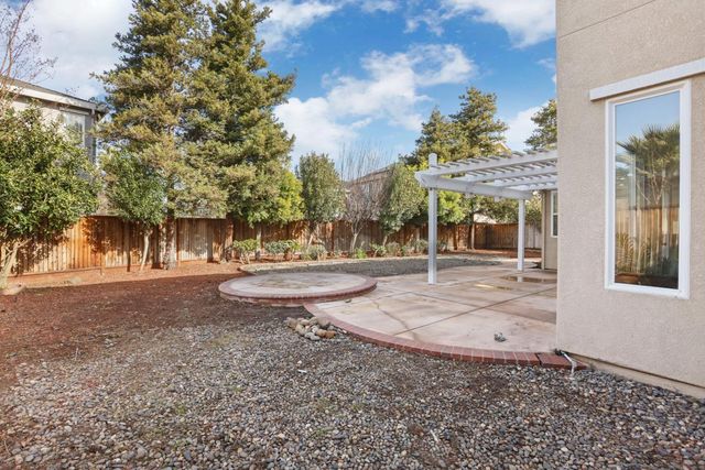 2431 Garrett Ct, Tracy, CA 95377