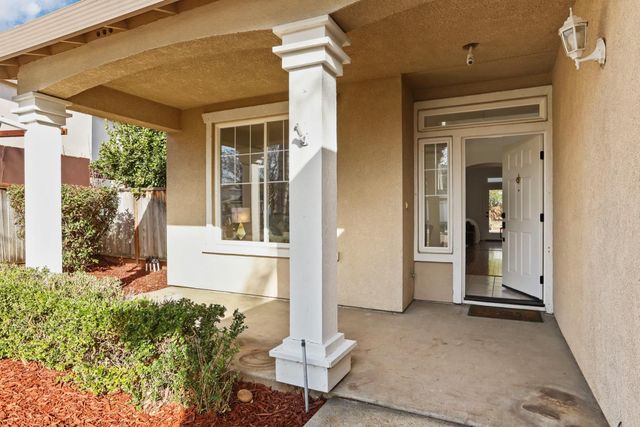 2431 Garrett Ct, Tracy, CA 95377