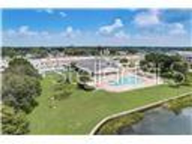 1900 58TH AVENUE N 22, St Petersburg, FL 33714