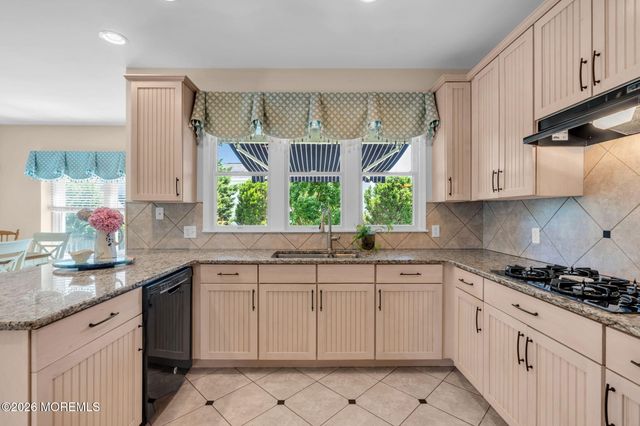 303 Route 35 7, Point Pleasant Beach, NJ 08742