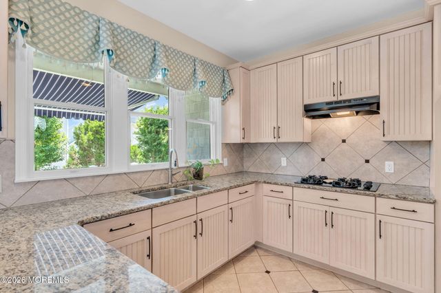 303 Route 35 7, Point Pleasant Beach, NJ 08742
