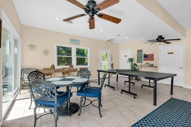 303 Route 35 7, Point Pleasant Beach, NJ 08742