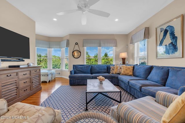 303 Route 35 7, Point Pleasant Beach, NJ 08742