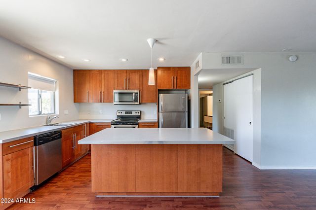 1630 E GEORGIA Avenue 204, Phoenix, AZ 85016