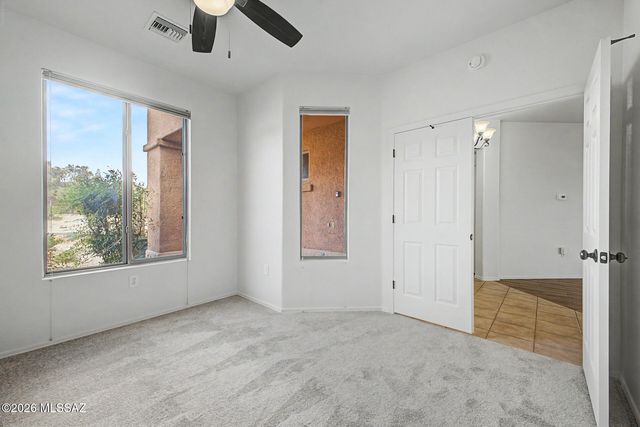 2233 W Gramercy Drive, Green Valley, AZ 85622