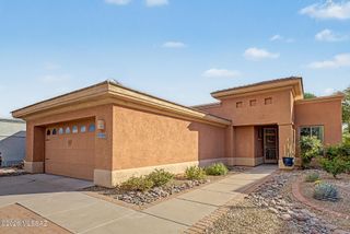 2233 W Gramercy Drive, Green Valley, AZ 85622