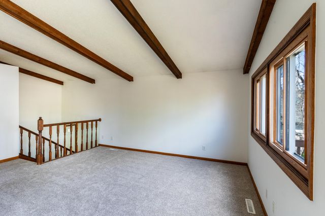 9724 Washburn Avenue N, Brooklyn Park, MN 55444