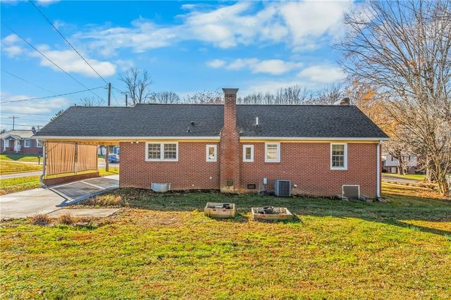 131 Hilda Drive, Mount Airy, NC 27030