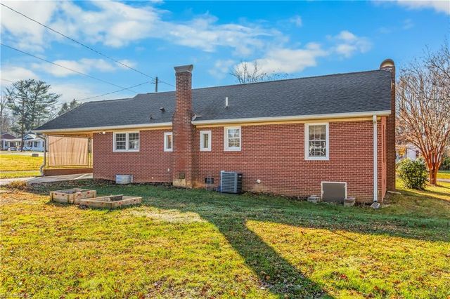 131 Hilda Drive, Mount Airy, NC 27030