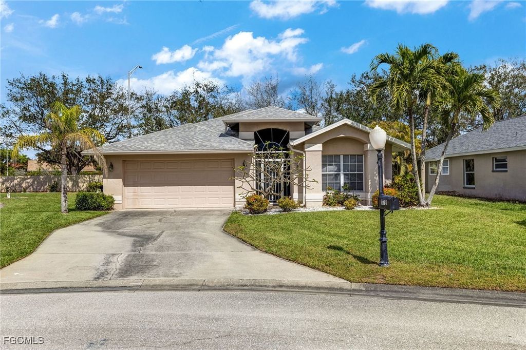 17721 Castle Harbor DR, Fort Myers, FL 33967