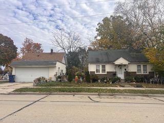 2007 Hayes AVENUE, Racine, WI 53405
