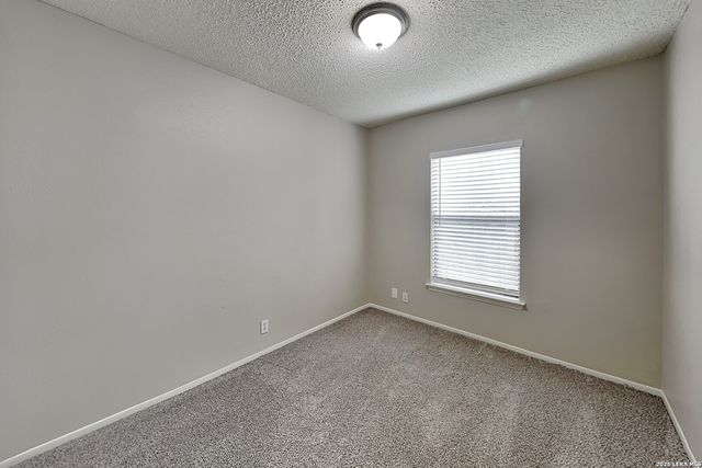 9506 Sugarloaf, San Antonio, TX 78245