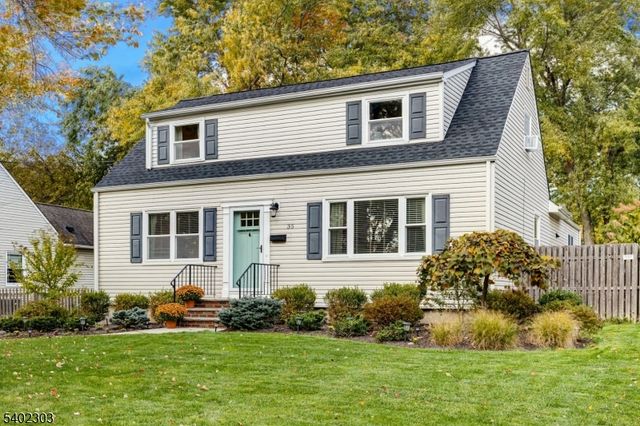 35 Shady Ln, Fanwood Boro, NJ 07023