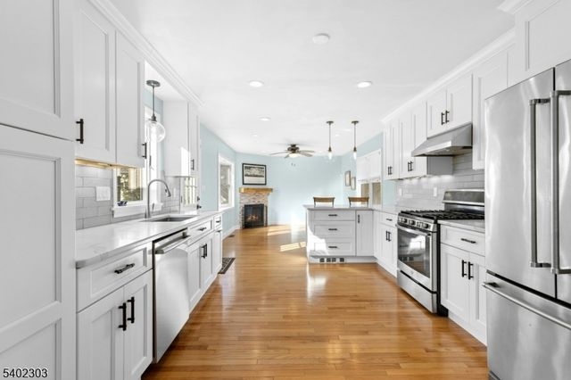 35 Shady Ln, Fanwood Boro, NJ 07023