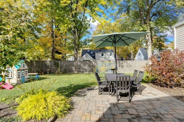 35 Shady Ln, Fanwood Boro, NJ 07023