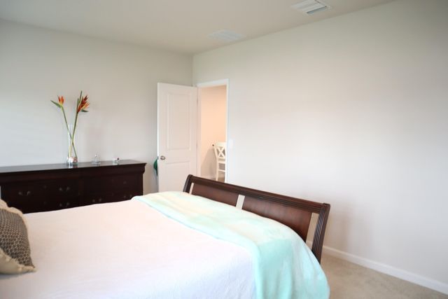 517 Cherimoya Street, Fort Pierce, FL 34981