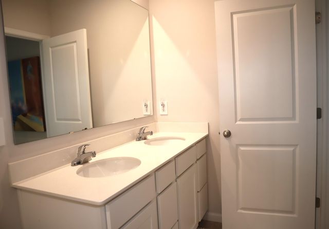 517 Cherimoya Street, Fort Pierce, FL 34981