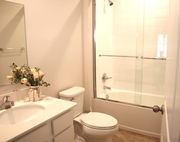 517 Cherimoya Street, Fort Pierce, FL 34981