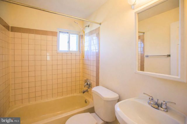 2127 JASMINE RD, Dundalk, MD 21222