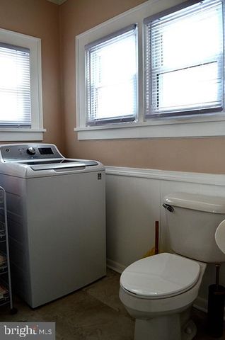 140 CASE AVE, Sharon, PA 16146