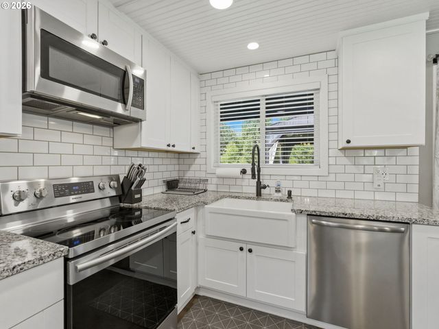 133 BRYANT Ln, Woodland, WA 98674