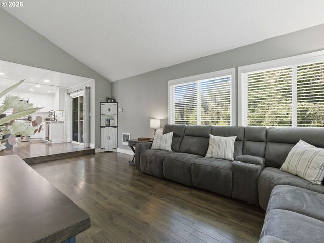 133 BRYANT Ln, Woodland, WA 98674