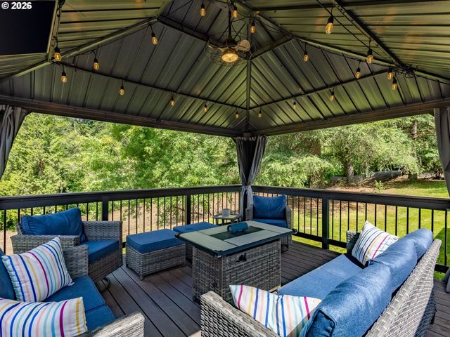 133 BRYANT Ln, Woodland, WA 98674