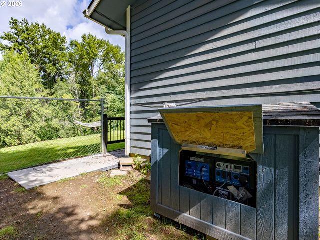 133 BRYANT Ln, Woodland, WA 98674
