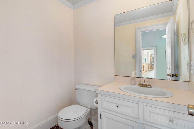 3509 Lakeview Trail, Kinston, NC 28504