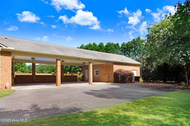 3509 Lakeview Trail, Kinston, NC 28504