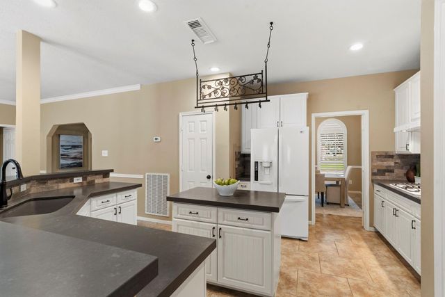 2215 Shelby Park Drive, Katy, TX 77450