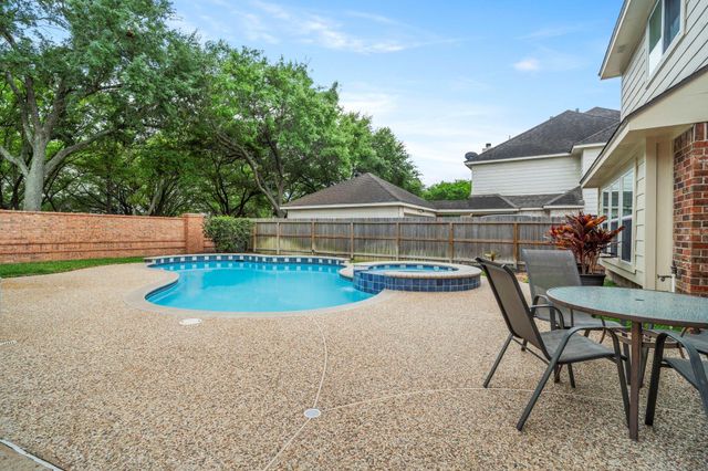 2215 Shelby Park Drive, Katy, TX 77450